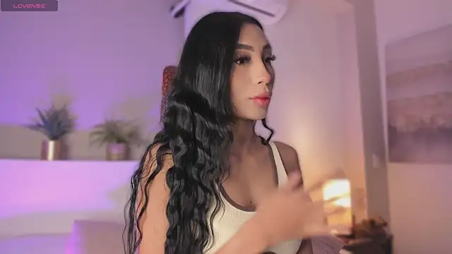 Snapshot of _victoria_lee chatting on 06/26/26, 11:58 victoria lee online show from 06/26/26, 11:58
