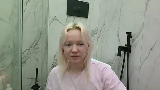 Snapshot of BabyyDolll_ chatting on 02/14/26, 11:07 BabyyDolll online show from 02/14/26, 11:07