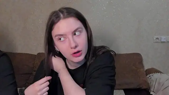 love lina muuur online show from 02/24/26, 08:07