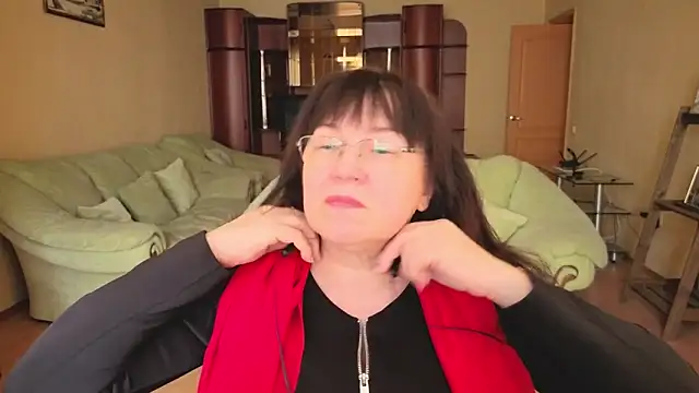 Tori Twirl online show from 02/24/26, 10:46