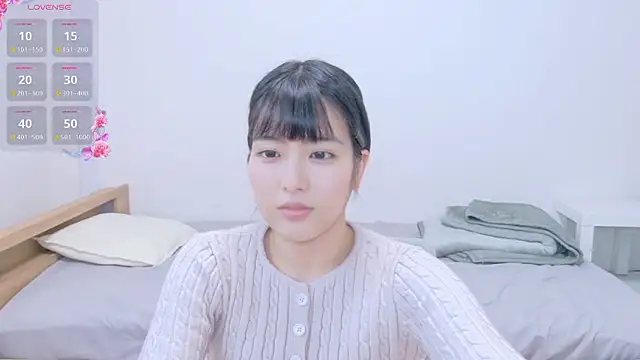 Somi-chan online show from 04/23/26, 10:12