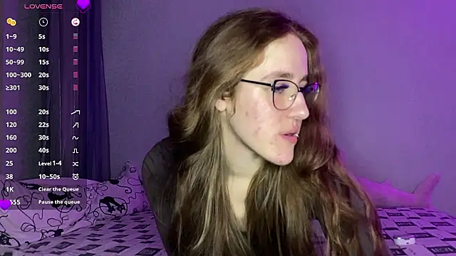 Snapshot of GloriaFoxx chatting on 02/16/26, 02:02 GloriaFoxx online show from 02/16/26, 02:02