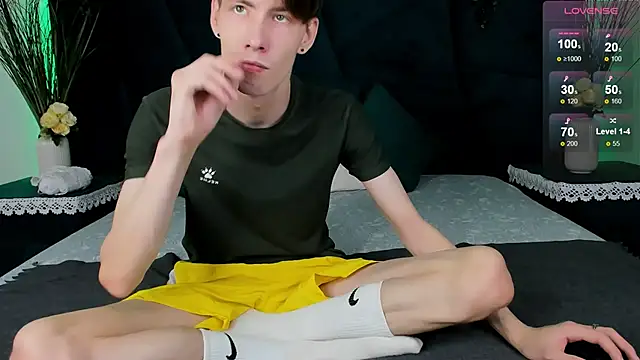 Erick Wilson online show from 12/05/25, 06:55