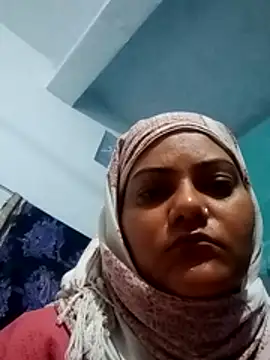 Snapshot of Anushka_Singh0 chatting on 02/18/26, 02:18 Anushka Singh0 online show from 02/18/26, 02:18