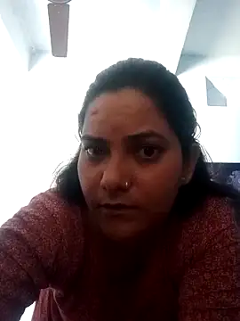 Snapshot of Anushka_Singh0 chatting on 03/02/26, 06:47 Anushka Singh0 online show from 03/02/26, 06:47