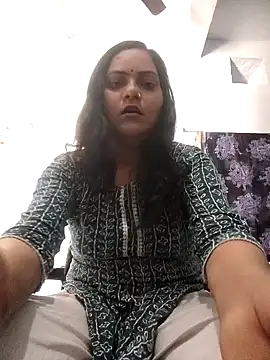 Anushka Singh0 online show from 03/27/26, 07:25