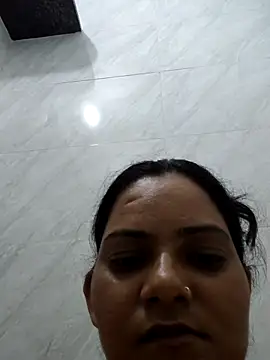 Anushka Singh0 online show from 07/03/26, 04:46
