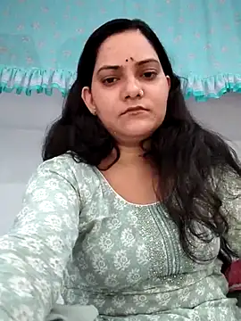 Anushka Singh0 online show from 07/17/26, 11:06