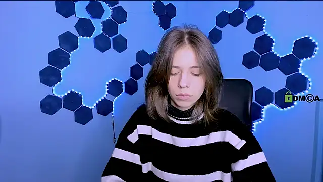 Snapshot of cleo_cool chatting on 02/16/26, 12:56 cleo cool online show from 02/16/26, 12:56