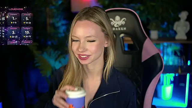 SweetDaisy me online show from 02/22/26, 08:24