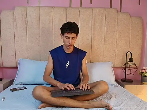 skinny jean  online show from 02/26/26, 08:30