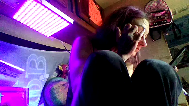 issyamazin online show from 02/18/26, 02:35