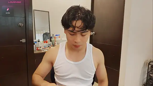 Snapshot of BentoBoxxx chatting on 05/22/26, 11:10 BentoBoxxx online show from 05/22/26, 11:10