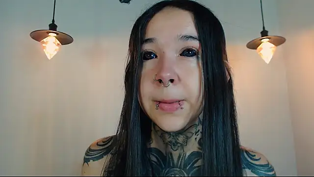 Snapshot of alien_eyes09 chatting on 02/24/26, 02:09 alien eyes09 online show from 02/24/26, 02:09