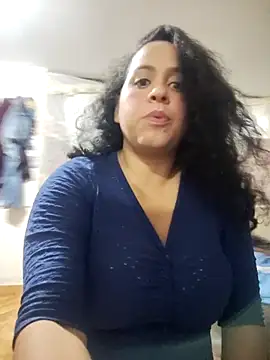 Dulceslolas online show from 02/12/26, 06:36