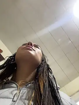 Lucyfer fire online show from 02/27/26, 11:32