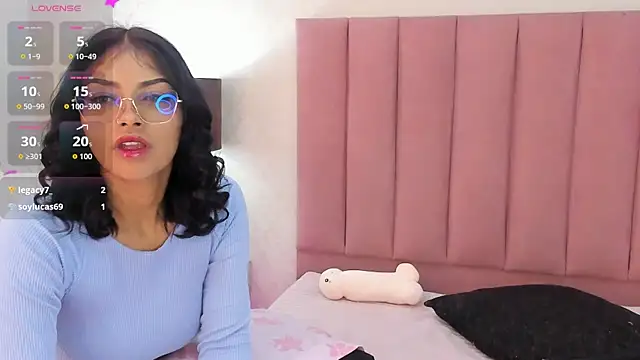 Snapshot of Rubi08_ chatting on 06/24/26, 11:53 Rubi08 online show from 06/24/26, 11:53