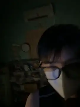 Minhnguyen2482 online show from 04/20/26, 05:16