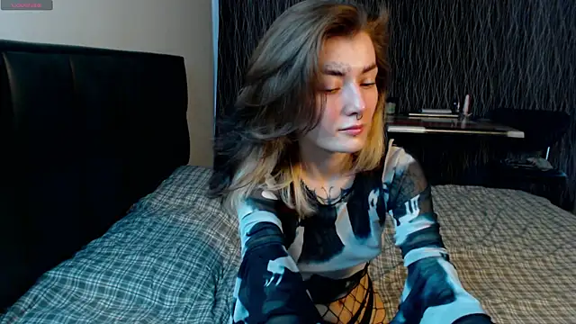 Snapshot of MilaMyst chatting on 03/03/26, 07:58 MilaMyst online show from 03/03/26, 07:58