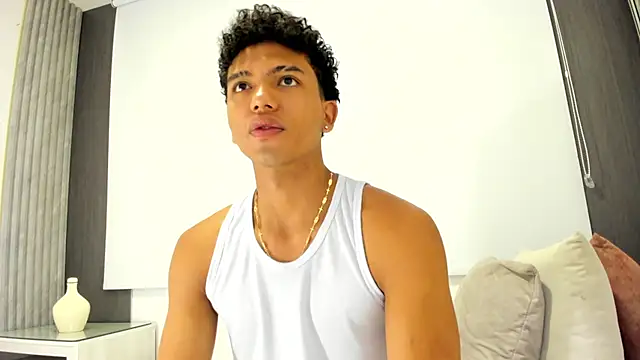 jhoystrong  online show from 02/15/26, 01:41