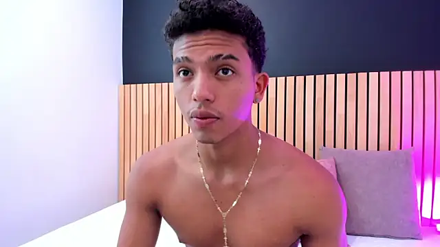 jhoystrong  online show from 02/28/26, 07:59