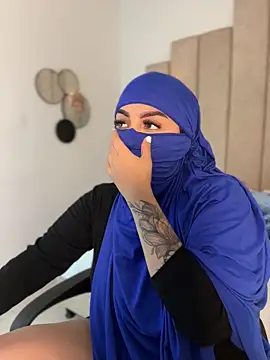 rashaaa  online show from 03/13/26, 02:18