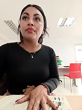 ValeriaVilla2 online show from 03/03/26, 03:40