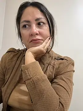 leona-david online show from 04/16/26, 12:17