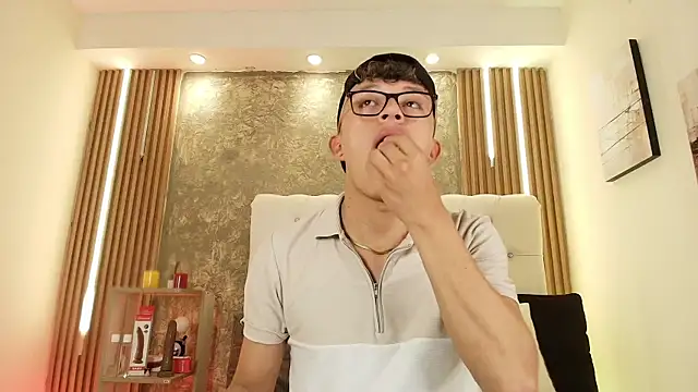 Dark Nico online show from 03/25/26, 03:34