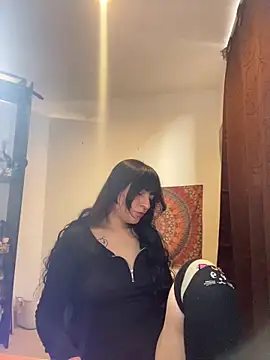 Abril Thompson221 online show from 04/12/26, 10:48