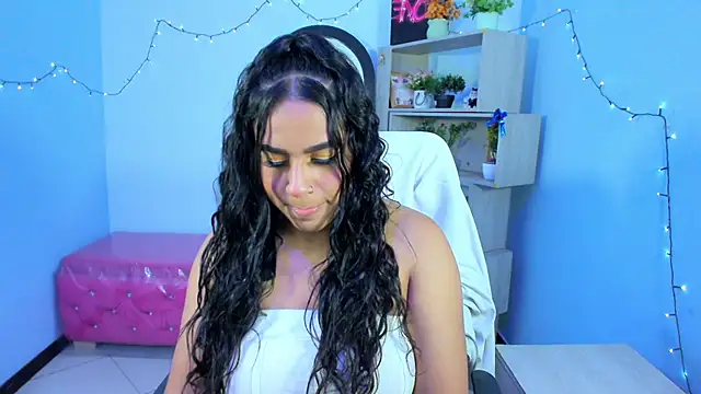 Scarlett Moom online show from 07/16/26, 04:07