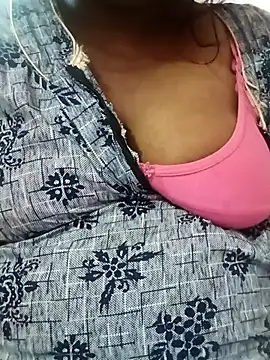 tamilkaviya431 online show from 03/06/26, 02:19