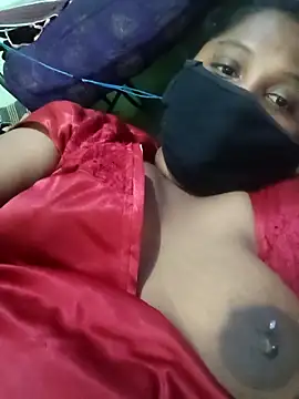 tamilkaviya431 online show from 04/06/26, 04:57