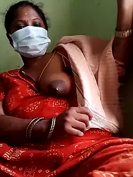 tamilkaviya431 online show from 05/04/26, 01:56