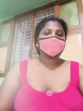Snapshot of tamilkaviya431 chatting on 06/19/26, 01:15 tamilkaviya431 online show from 06/19/26, 01:15