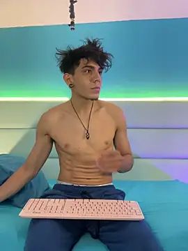 abrilandjulian online show from 03/23/26, 11:36