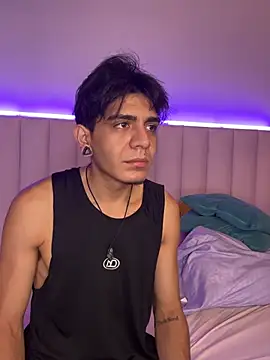 abrilandjulian online show from 04/07/26, 12:05