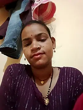 Snapshot of BIG_KRISHMA_NENA chatting on 04/15/26, 08:20 BIG KRISHMA NENA online show from 04/15/26, 08:20