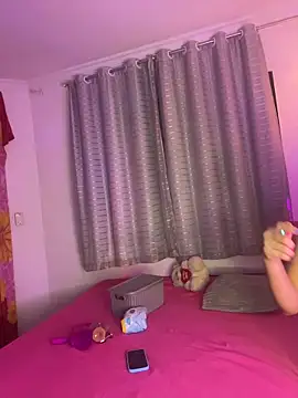 Aneruivinhaa online show from 04/18/26, 07:29