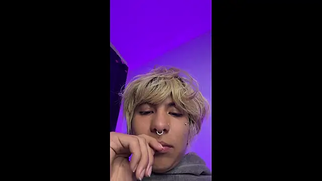 Snapshot of prince_oliverr chatting on 04/09/26, 08:53 prince oliverr online show from 04/09/26, 08:53