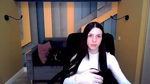 NoirDiva online show from 02/25/26, 06:45