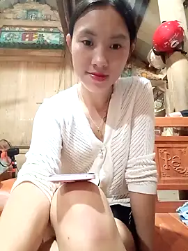 Amelia-aa online show from 04/06/26, 12:52