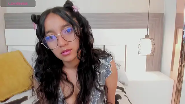 Emilyblussh online show from 02/24/26, 06:50