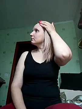 SusanGold9211 online show from 04/07/26, 09:32