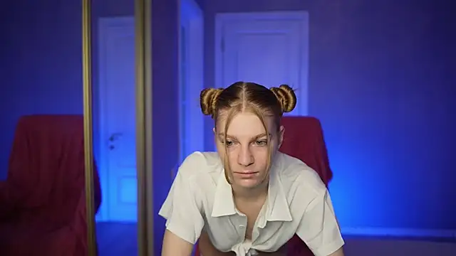 AlisMil online show from 04/02/26, 09:29