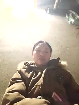 Pretty girl 2 online show from 02/14/26, 03:20