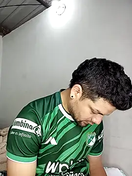 Snapshot of Gissele_Rubi chatting on 02/17/26, 12:56 Gissele Rubi online show from 02/17/26, 12:56