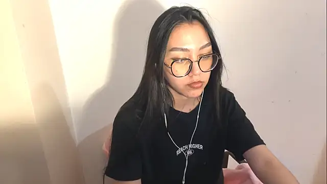 Stefania65 online show from 04/18/26, 04:44