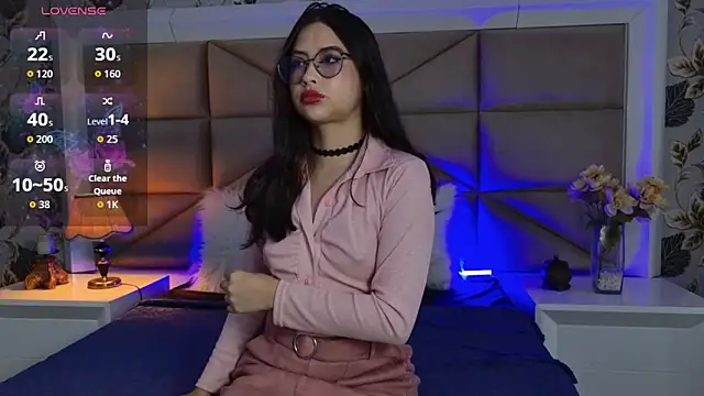 LilyClarck online show from 05/03/26, 08:04