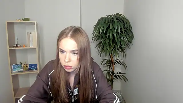 TishShazier online show from 02/14/26, 09:50